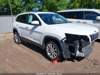  Salvage Jeep Cherokee