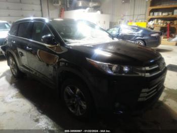  Salvage Toyota Highlander