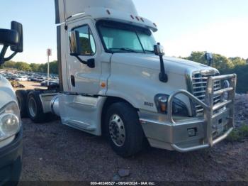  Salvage Freightliner Cascadia 125