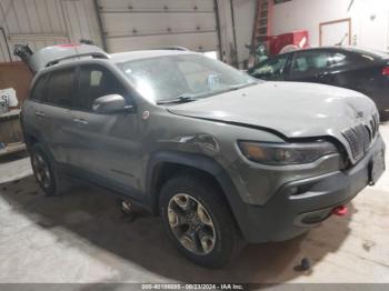  Salvage Jeep Cherokee