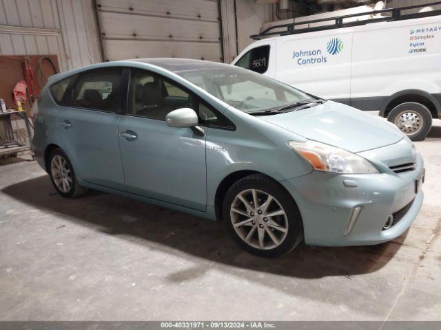  Salvage Toyota Prius v