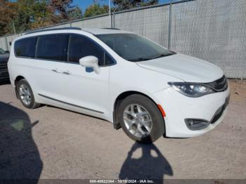  Salvage Chrysler Pacifica