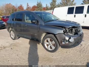  Salvage Jeep Compass