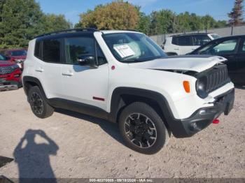  Salvage Jeep Renegade