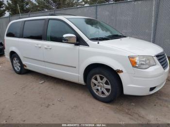  Salvage Chrysler Town & Country