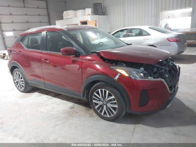  Salvage Nissan Kicks