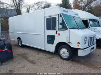  Salvage Freightliner Chassis