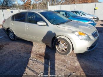  Salvage Nissan Altima