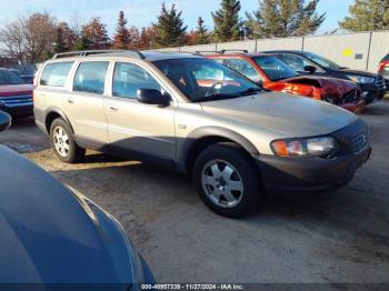  Salvage Volvo V70