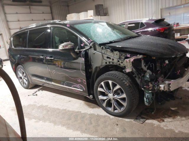  Salvage Chrysler Pacifica