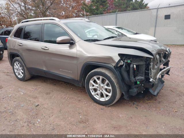  Salvage Jeep Cherokee