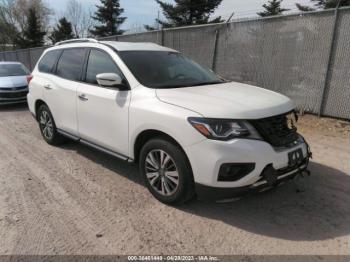  Salvage Nissan Pathfinder