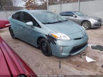  Salvage Toyota Prius