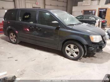  Salvage Dodge Grand Caravan