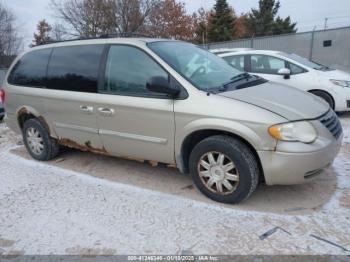  Salvage Chrysler Town & Country