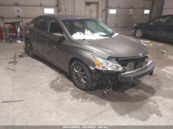  Salvage Nissan Altima