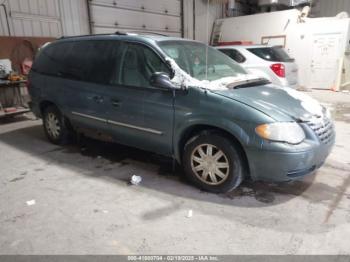  Salvage Chrysler Town & Country