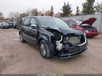  Salvage Chrysler Town & Country