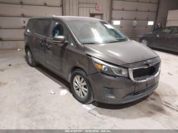  Salvage Kia Sedona