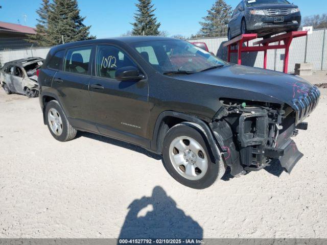  Salvage Jeep Cherokee