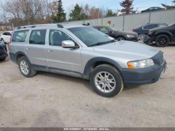  Salvage Volvo XC70