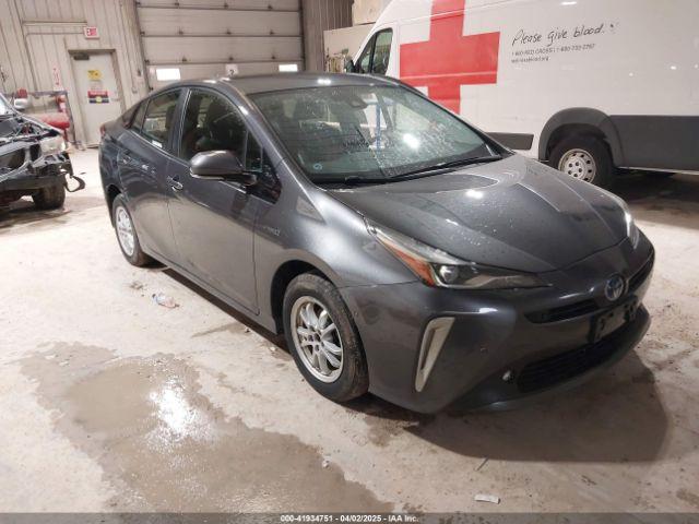  Salvage Toyota Prius