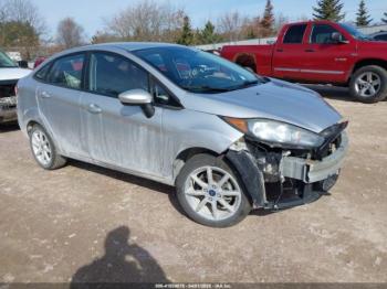  Salvage Ford Fiesta