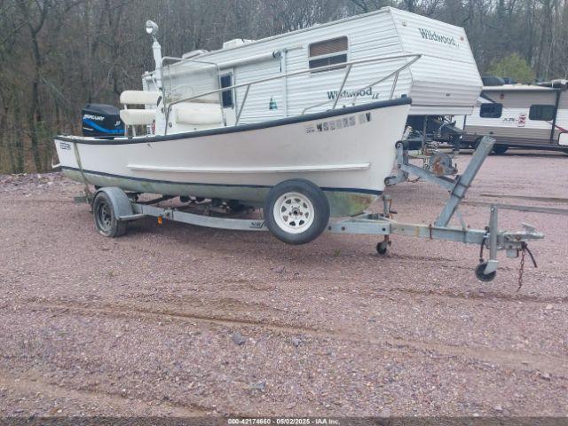  Salvage * Center Console