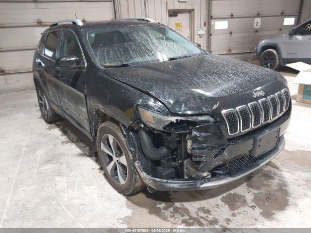  Salvage Jeep Cherokee