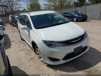  Salvage Chrysler Pacifica