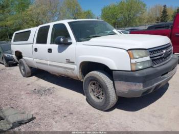  Salvage Chevrolet Silverado 2500