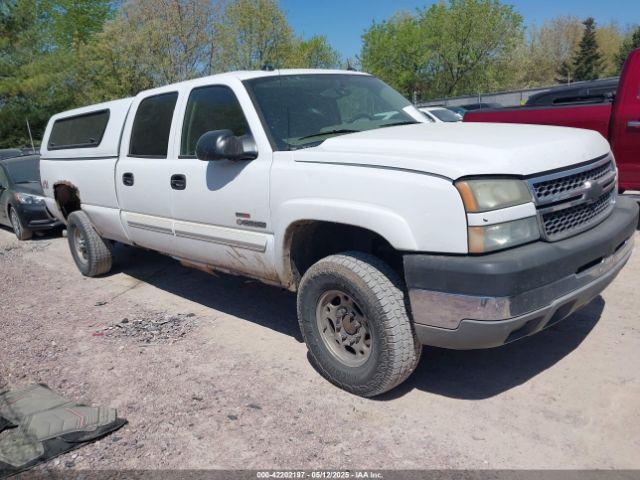  Salvage Chevrolet Silverado 2500