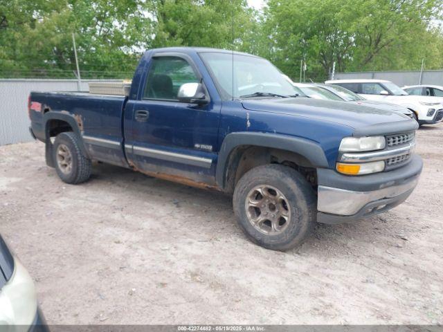  Salvage Chevrolet Silverado 1500