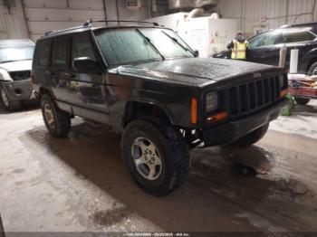  Salvage Jeep Cherokee