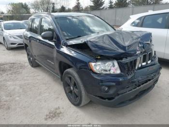  Salvage Jeep Compass