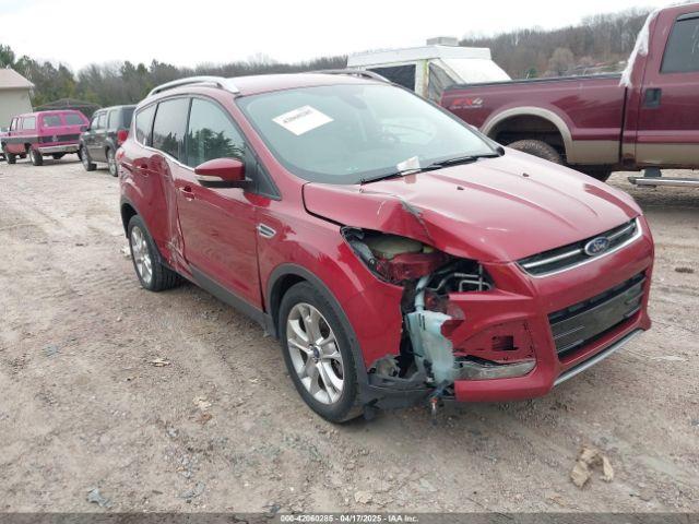  Salvage Ford Escape