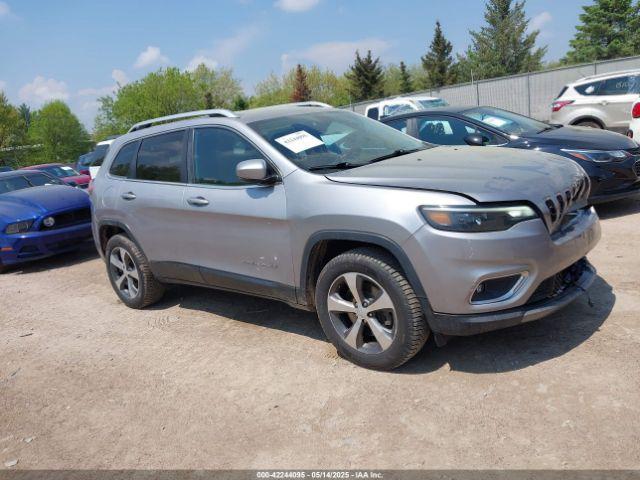  Salvage Jeep Cherokee