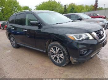  Salvage Nissan Pathfinder