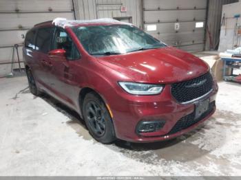  Salvage Chrysler Pacifica