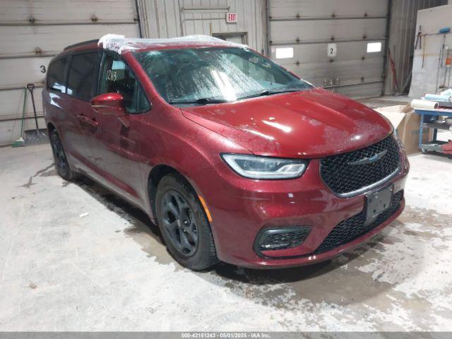  Salvage Chrysler Pacifica