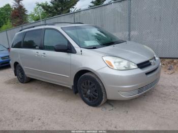  Salvage Toyota Sienna