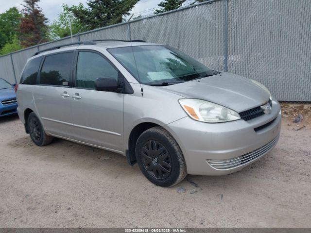  Salvage Toyota Sienna