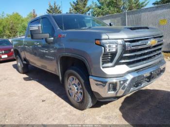  Salvage Chevrolet Silverado 2500