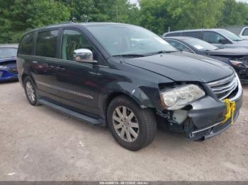  Salvage Chrysler Town & Country