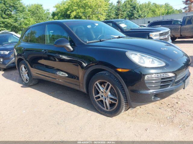  Salvage Porsche Cayenne