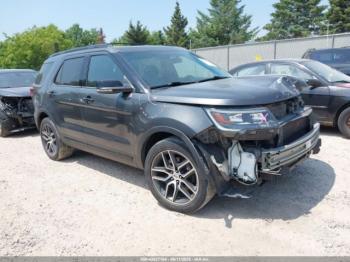  Salvage Ford Explorer