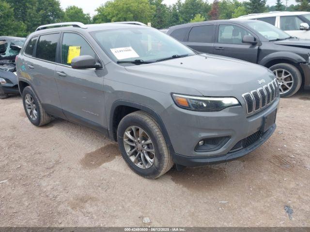  Salvage Jeep Cherokee