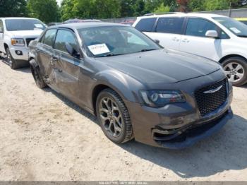  Salvage Chrysler 300