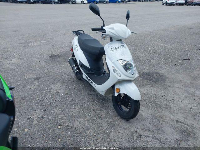  Salvage Zhng 49cc Scooter