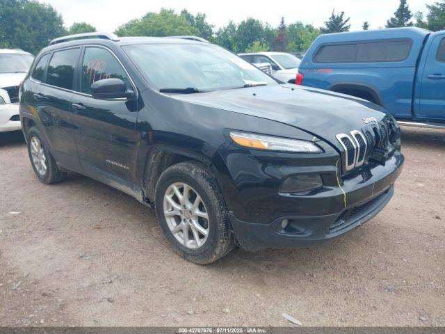  Salvage Jeep Cherokee